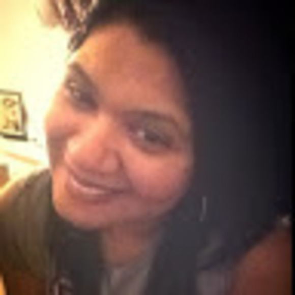 Meet your Posher, Aida - Picture 1 of 1